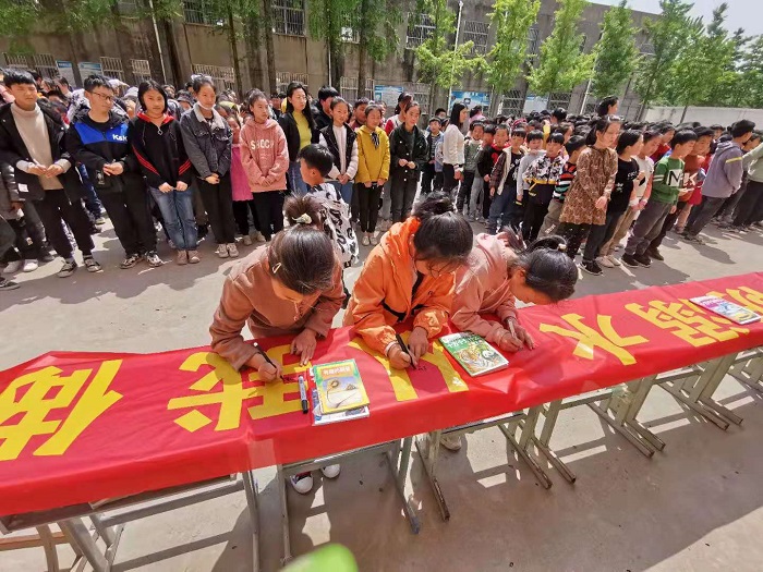 快乐五一  平安假期 马陵山镇广玉小学“五一”节前安全教育活动